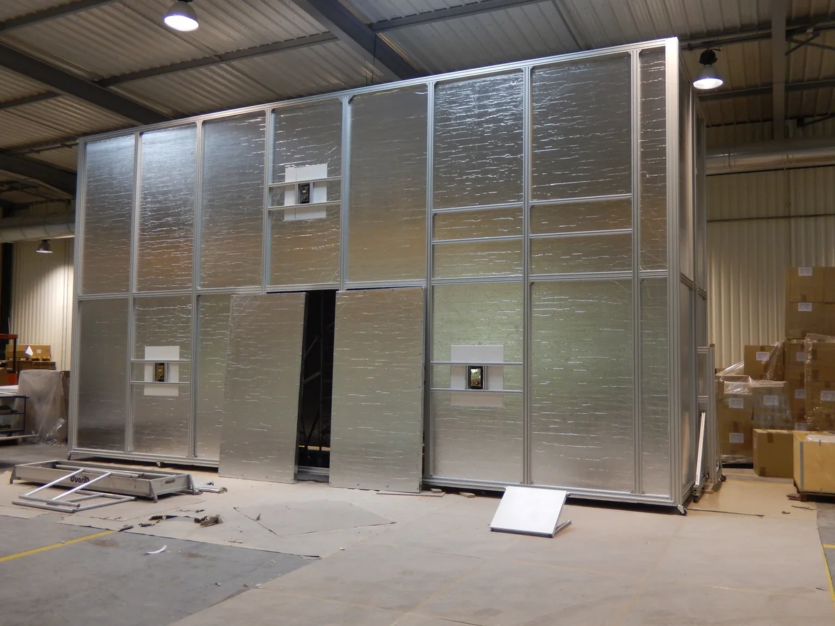 Étuve mobile isolée par panneaux sur mesure, fabriquée par ELIT